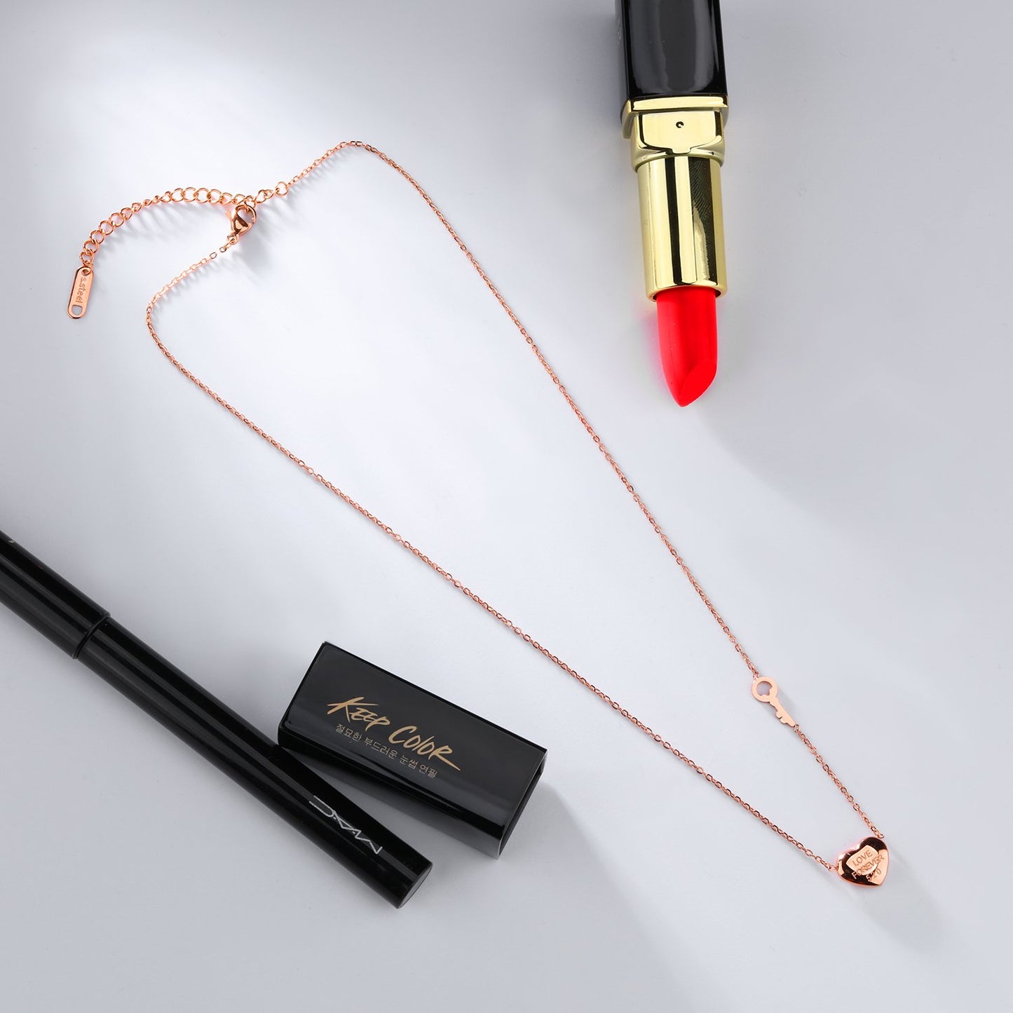 LOVE FOREVERハートネックレス｜ローズゴールドの鍵付きペンダント