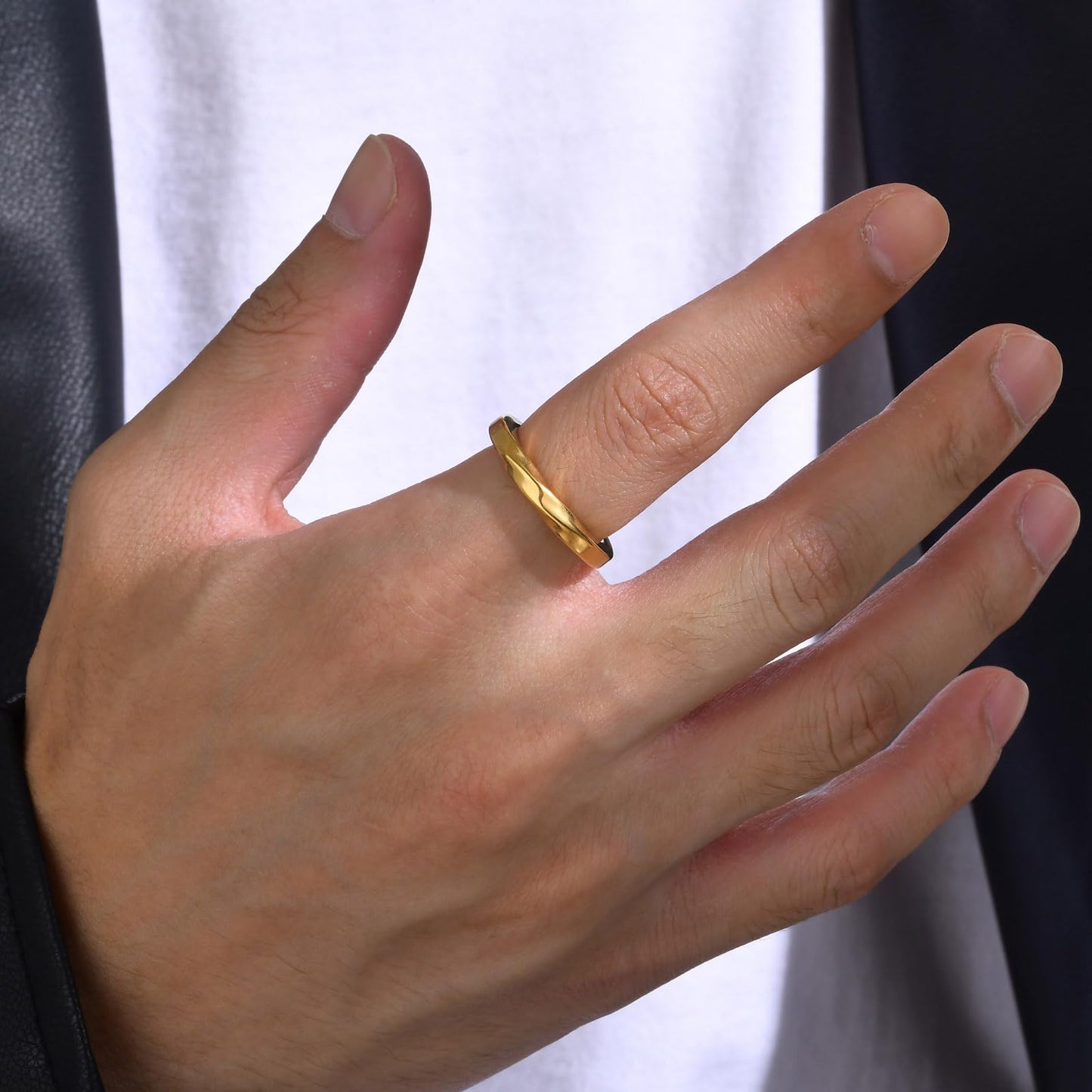 Rockyu メンズリング ステンレス モビウスデザイン クールパンク系 おしゃれ男性指輪 ニューヨークスタイル