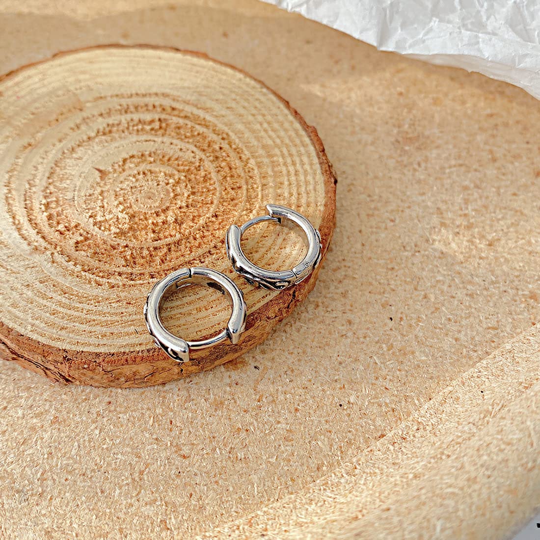 Rockyu 藤紋様ステンレスフープピアス レディース メンズ