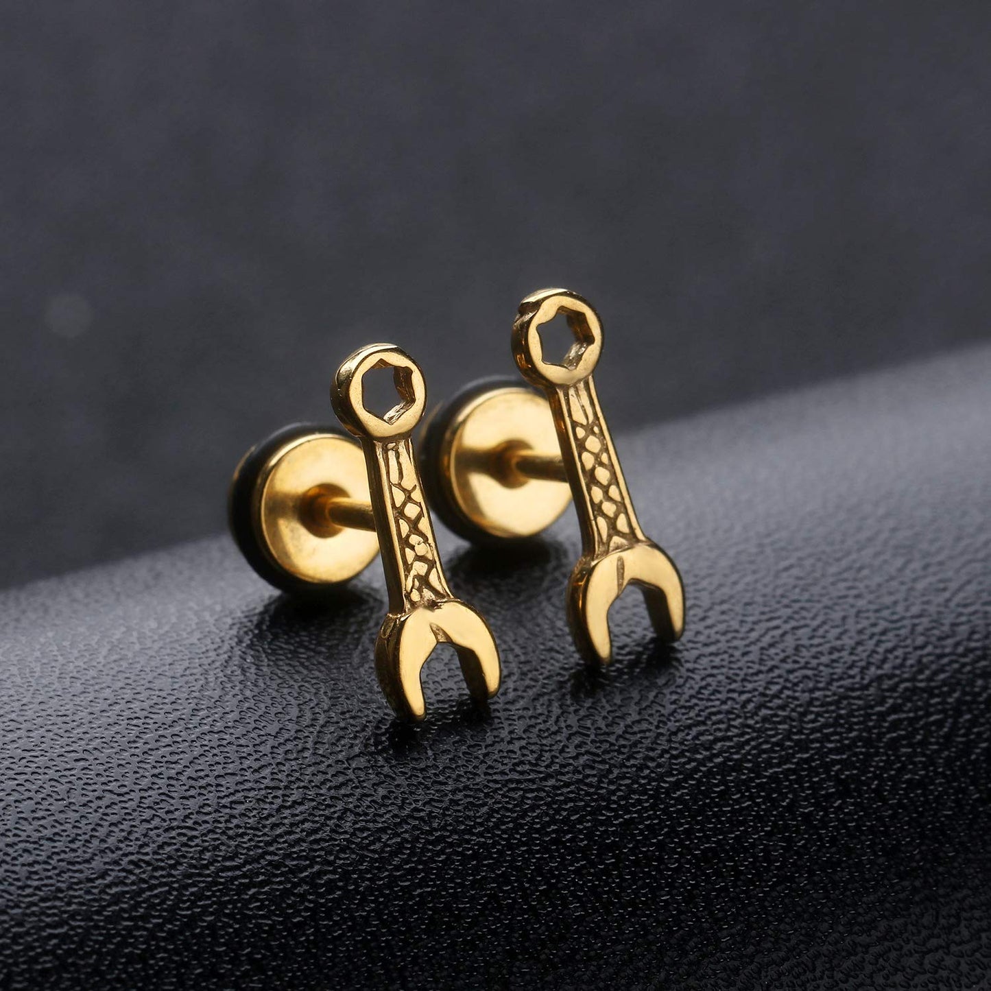 Rockyu メンズ スパナピアス ステンレス製 レンチモチーフ ブラック＆ゴールド 金属アレルギー対応