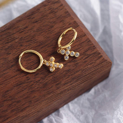 Rockyu ピアス レディース フープ クロス 十字架 ジルコニア 揺れる 上品 ジュエリー