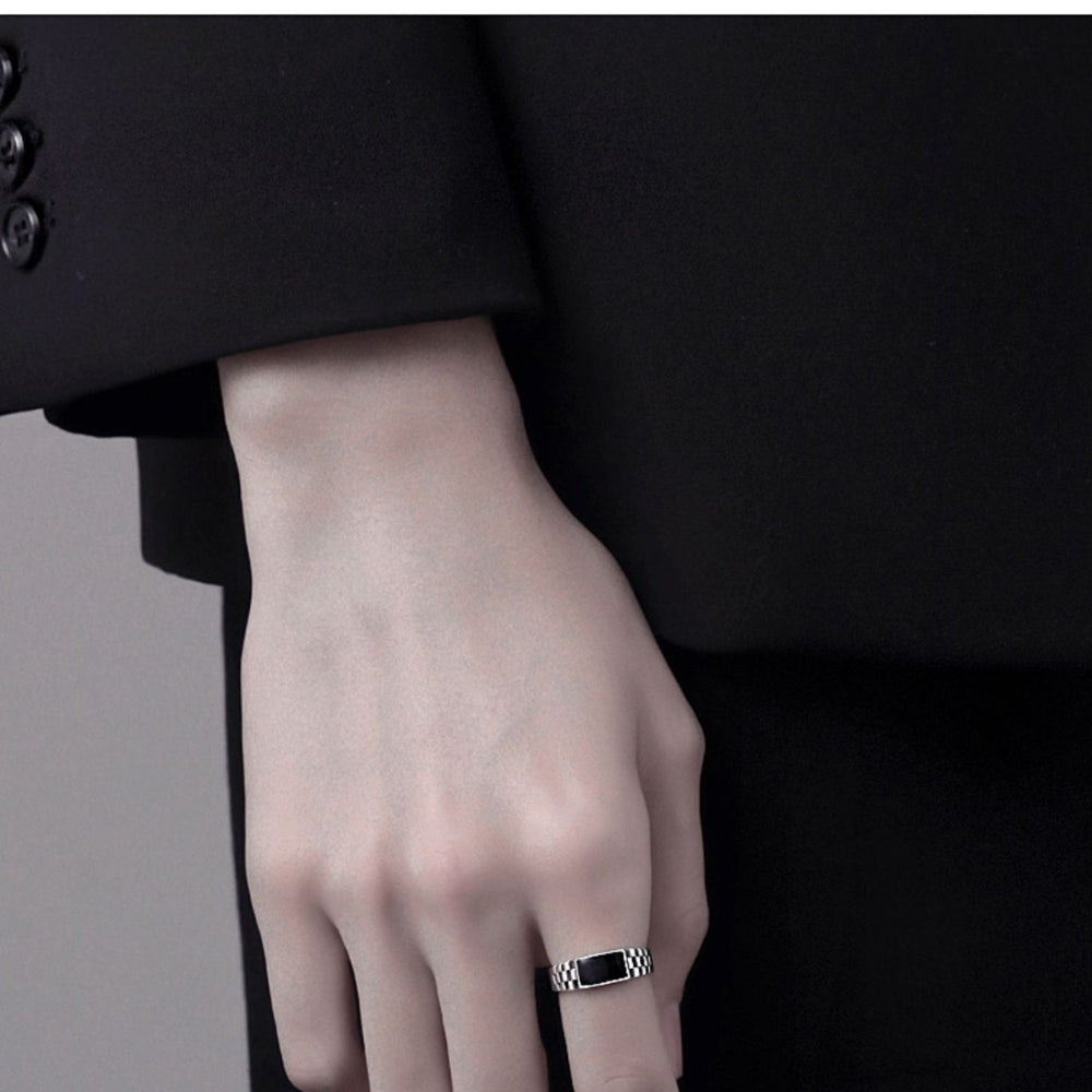 Rockyu 指輪 メンズ シルバー925 チェッカーデザイン ブラックオニキス調 フリーサイズリング おしゃれ シンプル モダンデザイン