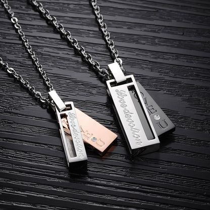 Rockyu ペアネックレス LOVE-U刻印 長方形プレート ジルコニア付き ステンレス製