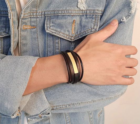 Rockyu ブレスレット メンズ ブラック レザー 多連 ステンレスプレート 金属アレルギー対応