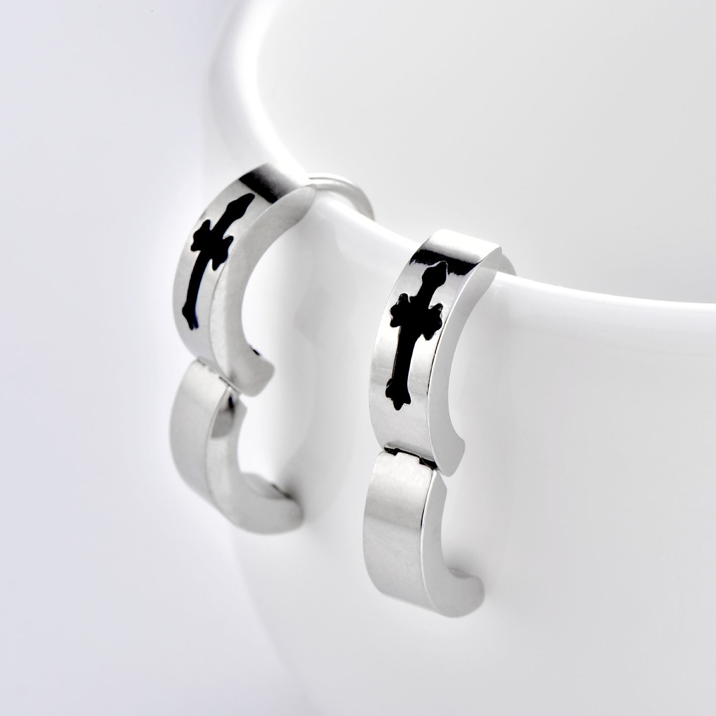 Rockyu ピアス メンズ フープ ステンレス シルバー クロスデザイン アレルギー対応 フェイクピアス 男女兼用