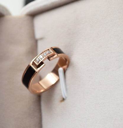 Rockyu ステンレスリング レディース ピンクゴールド ジルコニア×ブラック 5mm幅 指輪