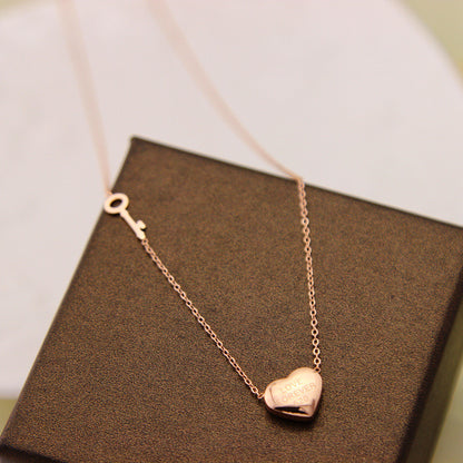 LOVE FOREVERハートネックレス｜ローズゴールドの鍵付きペンダント