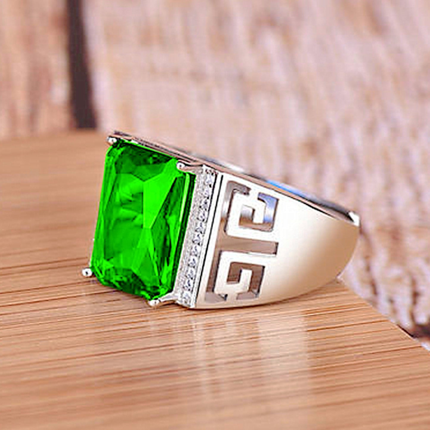 Rockyu 指輪 メンズ 銅製鍍金 大粒ジルコニア 印台リング 幅広 フリーサイズ 金属アレルギー対応 誕生日 記念日 ギフト