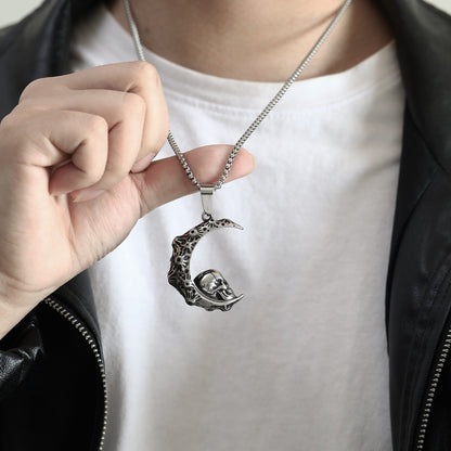 Rockyu メンズネックレス 月とスカルのダークペンダント ステンレス製 60cmチェーン付き