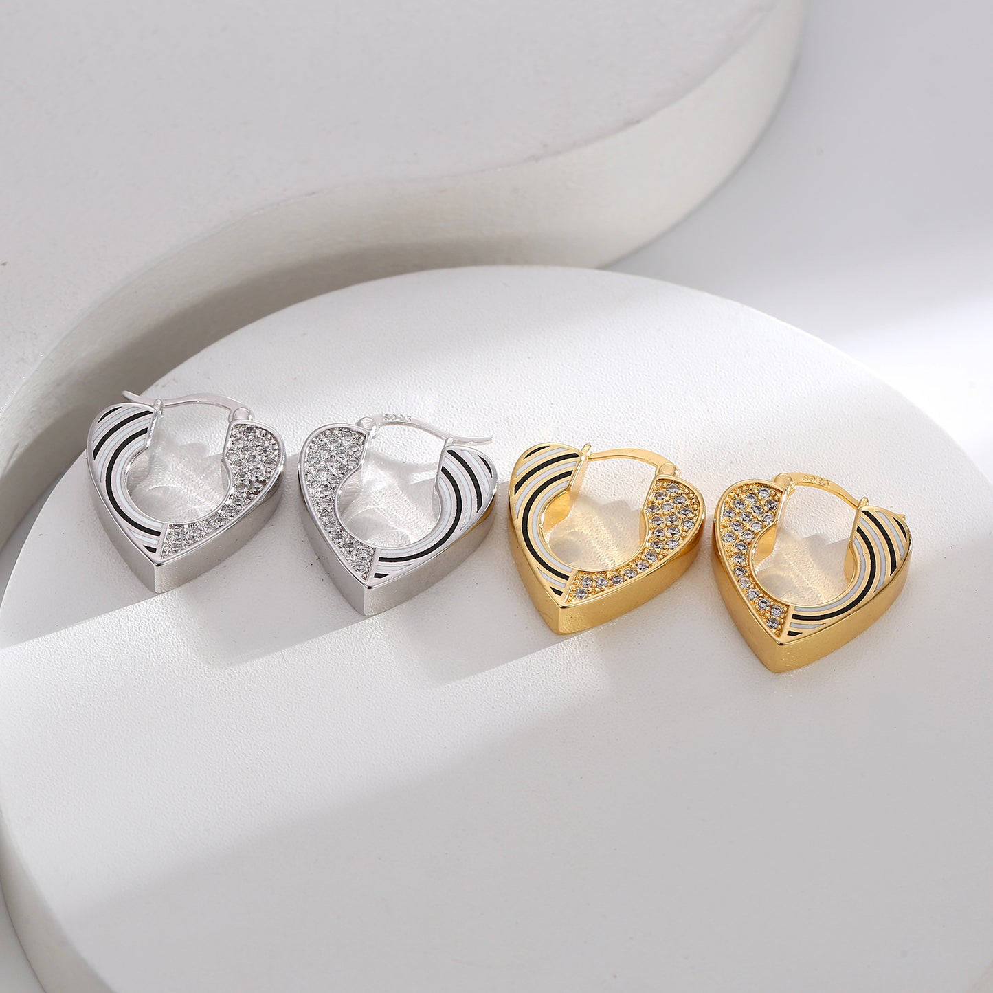 Rockyu ピアス レディース シルバー925 心形 多粒ダイヤ リングピアス フープ ゴールド ハートピアス 純銀製 金属アレルギー対応 パーティー プレゼント ギフト おしゃれ ジュエリー