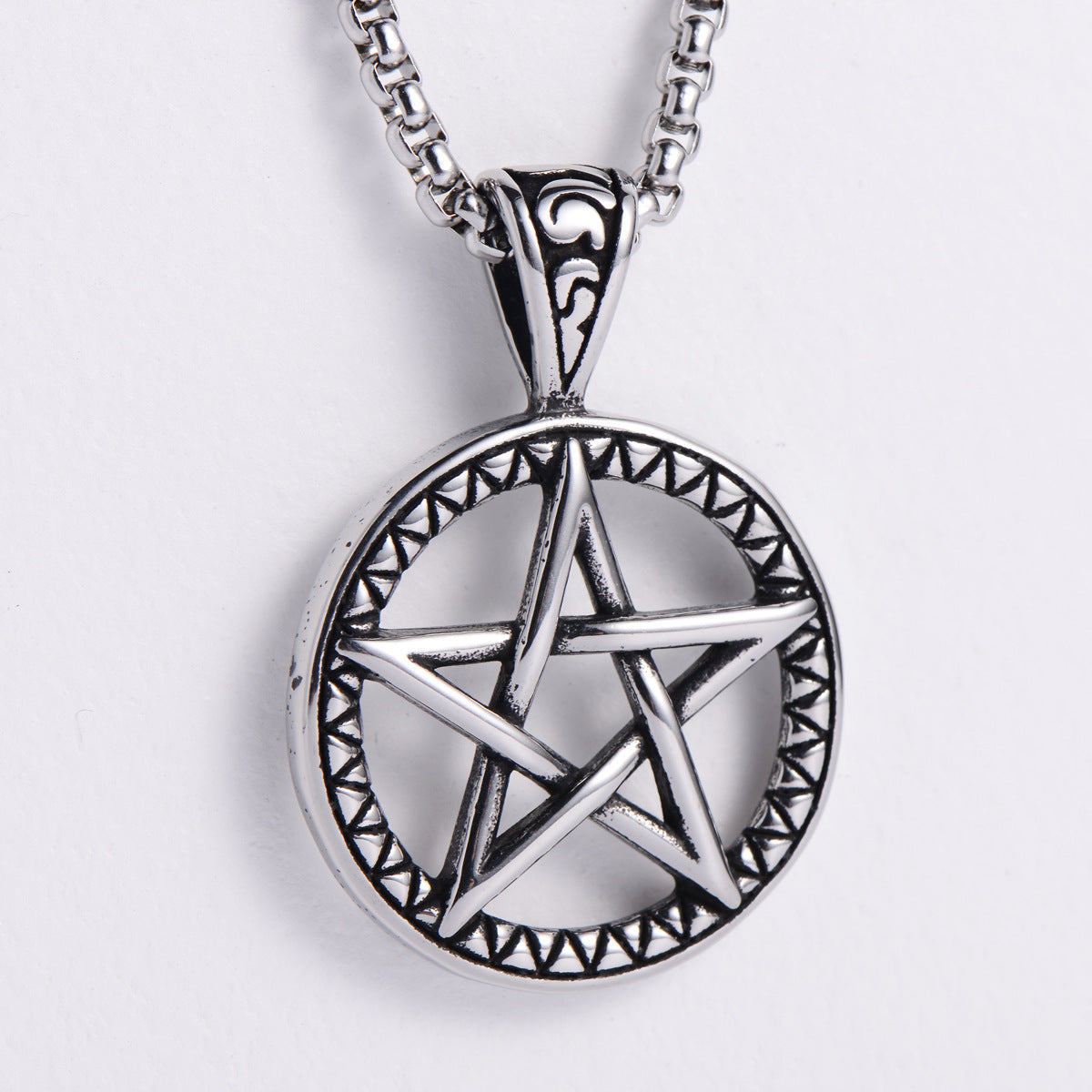 Rockyu ネックレス メンズ シルバー 五芒星ペンダント｜ヴィンテージ風 円形デザイン お守りジュエリー