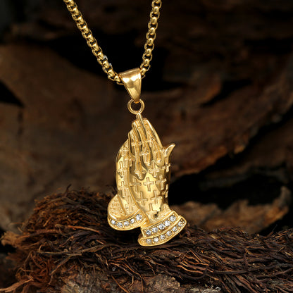 Rockyu 手の祈りネックレス ステンレス製 十字架×刻印入りメンズアクセ