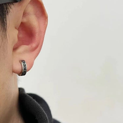 Rockyu フェイクピアス メンズ シルバー 黒 ローマ数字 チタン ノンホール