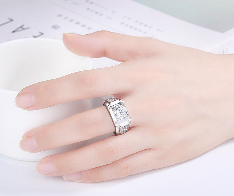 Rockyu メンズリング 大粒ジルコニア シルバー調 フリーサイズ 光沢仕上げ