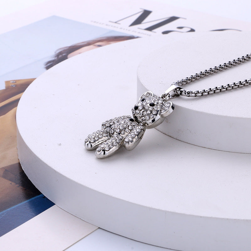 Rockyu 小熊ペンダントネックレス パヴェストーンデザイン ロングチェーン 冷淡スタイル