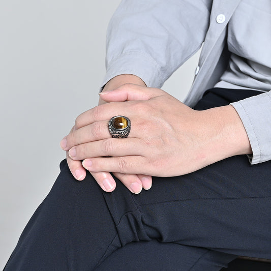 Rockyu メンズ ステンレスリング – 天然石オニキス＆タイガーアイ装飾 シルバー彫刻デザイン