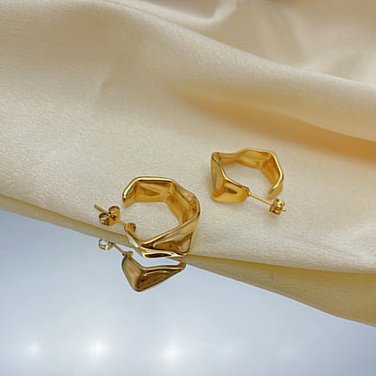 ピアス レディース ゴールド チタン 金属アレルギー対応 C形ピアス ツイストピアス スタッド 光面 おしゃれジュエリー ハーフフープピアス 誕生日