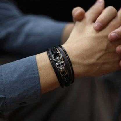 Rockyu メンズ ブレスレット レザー 黒 多重巻き 髑髏 ドクロ 編み込み バングル アクセサリー
