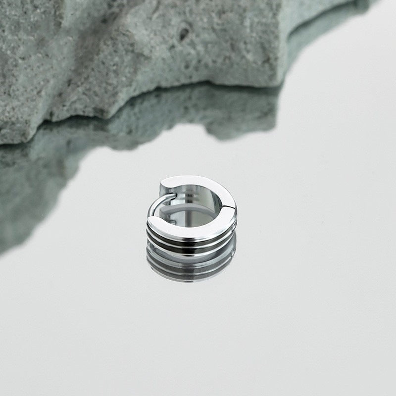 Rockyu リングピアス メンズ レディース フープピアス 小さめ ステンレス製 金属アレルギー対応 ブラックライン シルバー