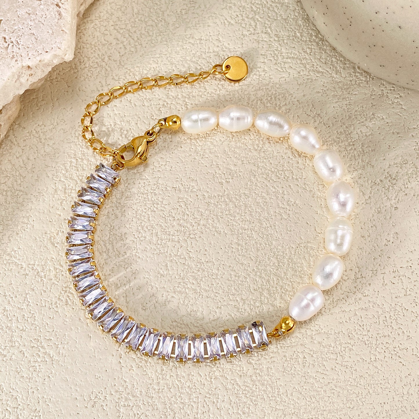 Rockyu ブレスレット レディース パール＆ジルコニア 非対称 ステンレス スチール