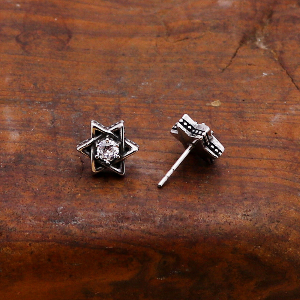 Rockyu 星型ピアス ステンレス製 ブラック＆クリアジルコニア 金属アレルギー対応