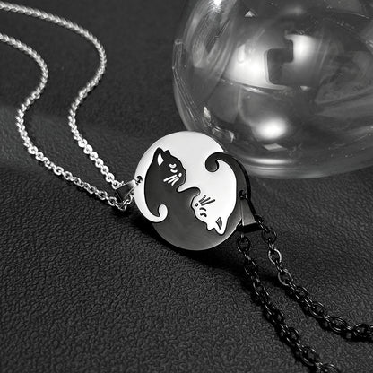 Rockyu ペアネックレス 猫モチーフ シルバー＆ブラック 男女兼用 ステンレス 可愛い カップルセット