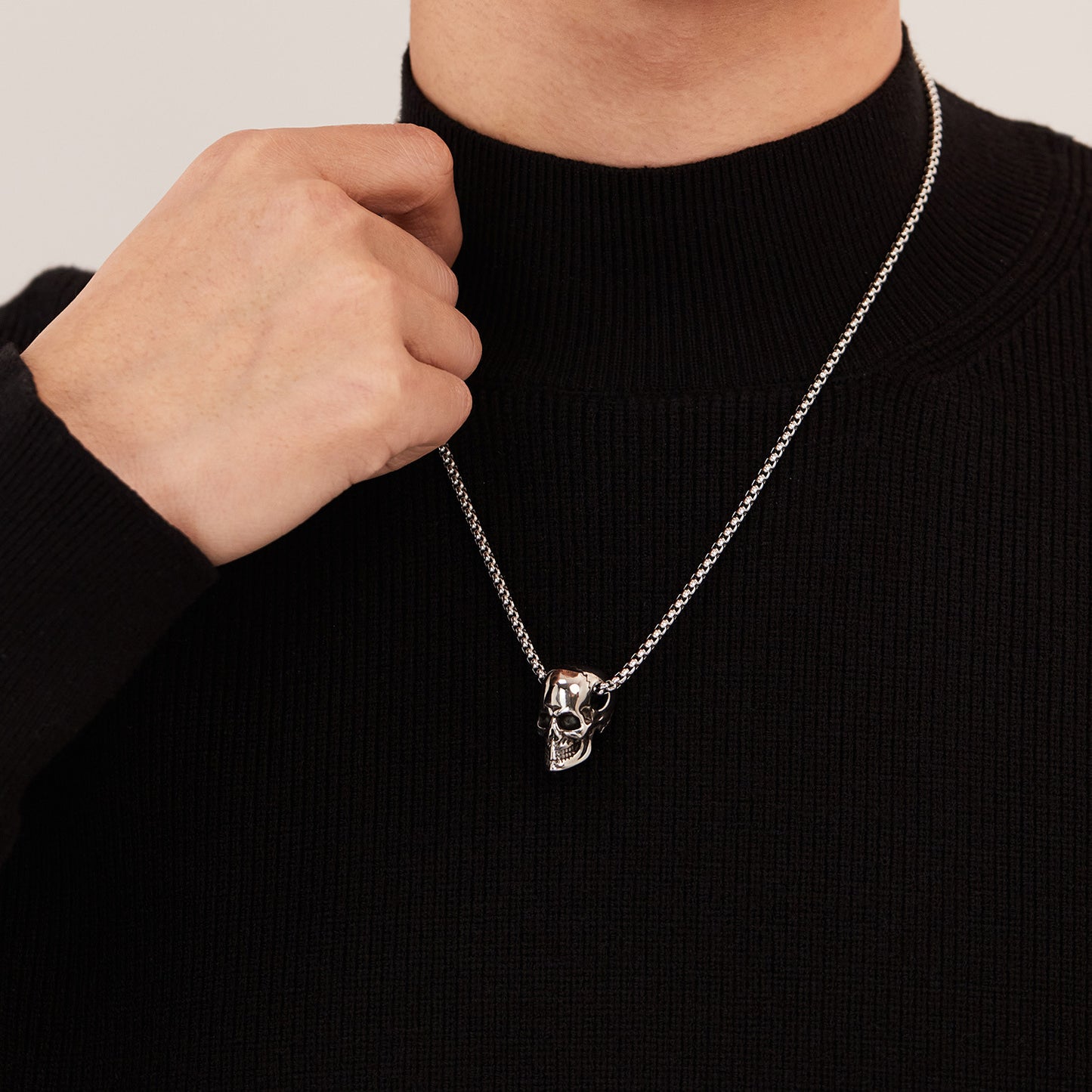 Rockyu スカルネックレス メンズ｜ステンレス製 レトロ＆ロックデザイン 髑髏ペンダント