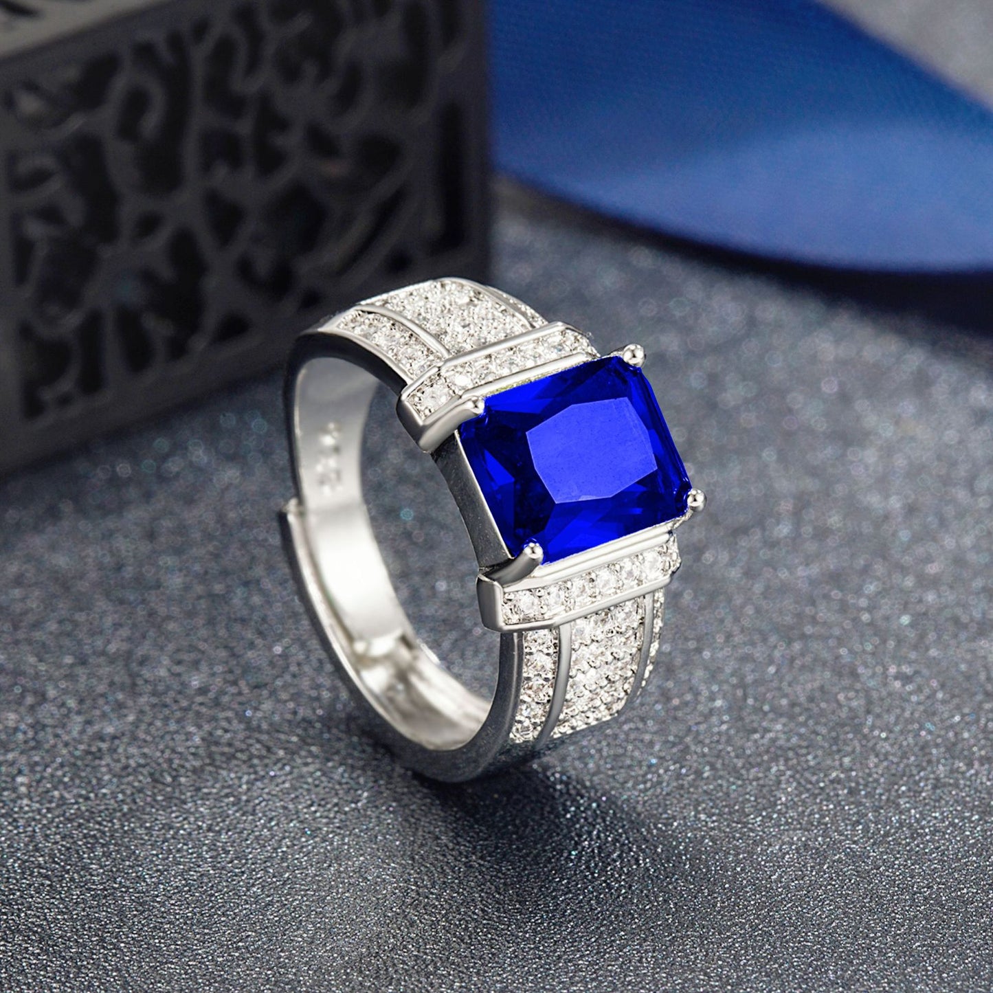 Rockyu 指輪 メンズ 大粒ジルコニア 印台リング 幅広 フリーサイズ 誕生日 記念日 ギフト 銅製