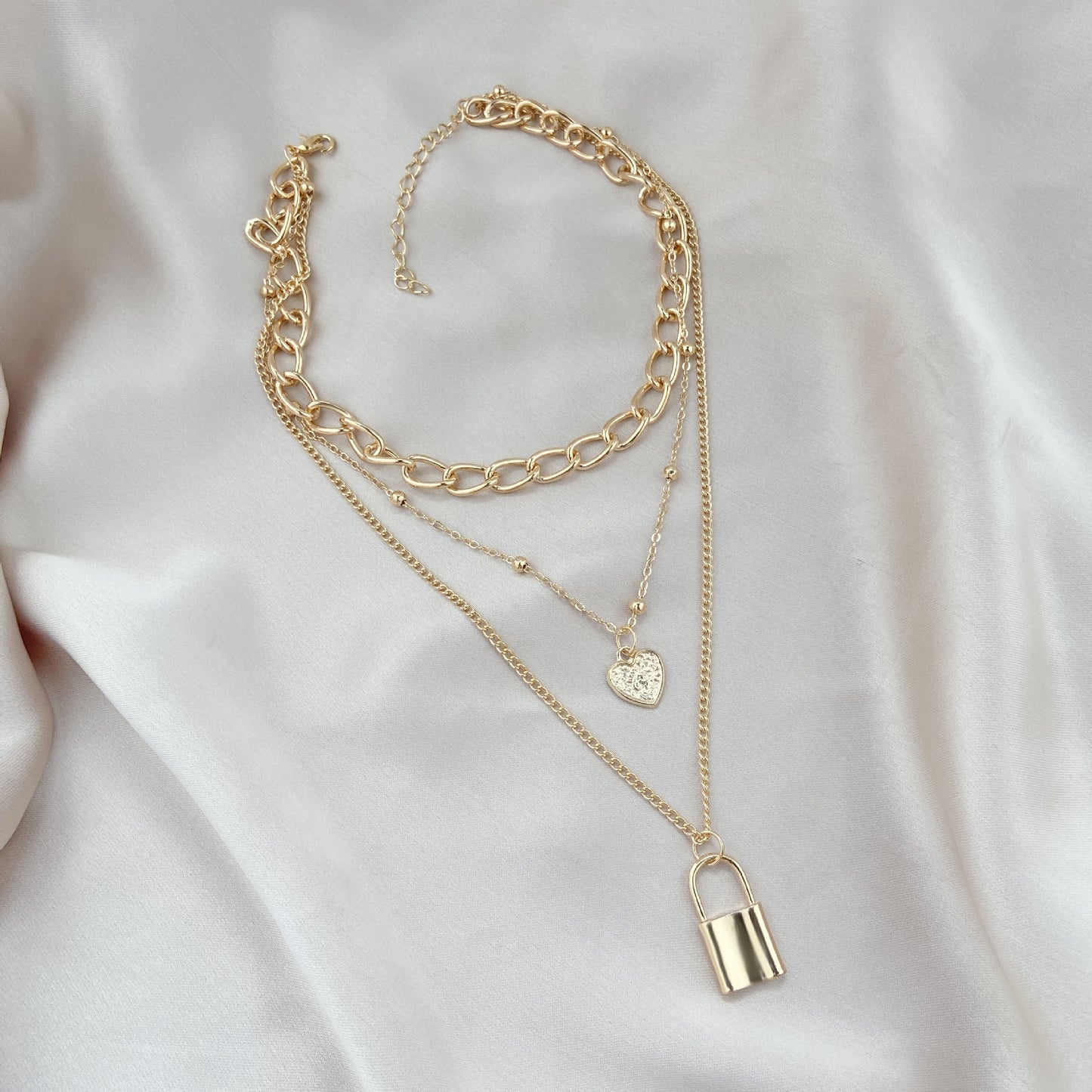 Rockyu 三連ネックレス ゴールド｜ハート＆南京錠チャーム付き・金属アレルギー対応