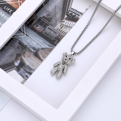 Rockyu 小熊ペンダントネックレス パヴェストーンデザイン ロングチェーン 冷淡スタイル