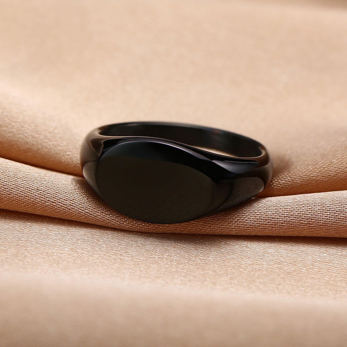 Rockyu 指輪 ステンレス製 楕円 印台リング 男女兼用 シンプル 鏡面仕上げ