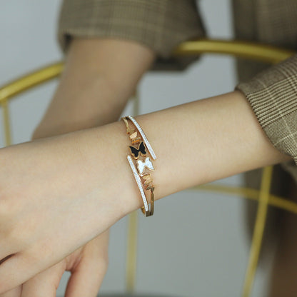 Rockyu ブレスレット レディース 蝶モチーフ ピンクゴールド 18Kメッキ チタン製 キラキラバングル