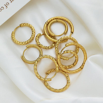 Rockyu レディース ゴールド フープピアス ステンレス鋼 金属アレルギー対応 凹凸デザイン シンプル リングピアス