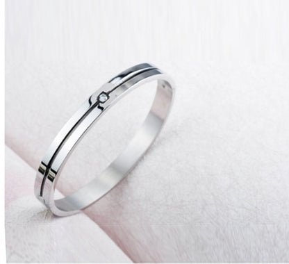 Rockyu ペアブレスレット メンズ レディース チタン製 ダイヤ付き シルバー/ブラック シンプル バングル 幅8mm