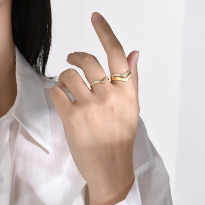 Rockyu レディース V字リング ステンレス AAA級CZ ジルコニア シルバー/ゴールド 金属アレルギー対応