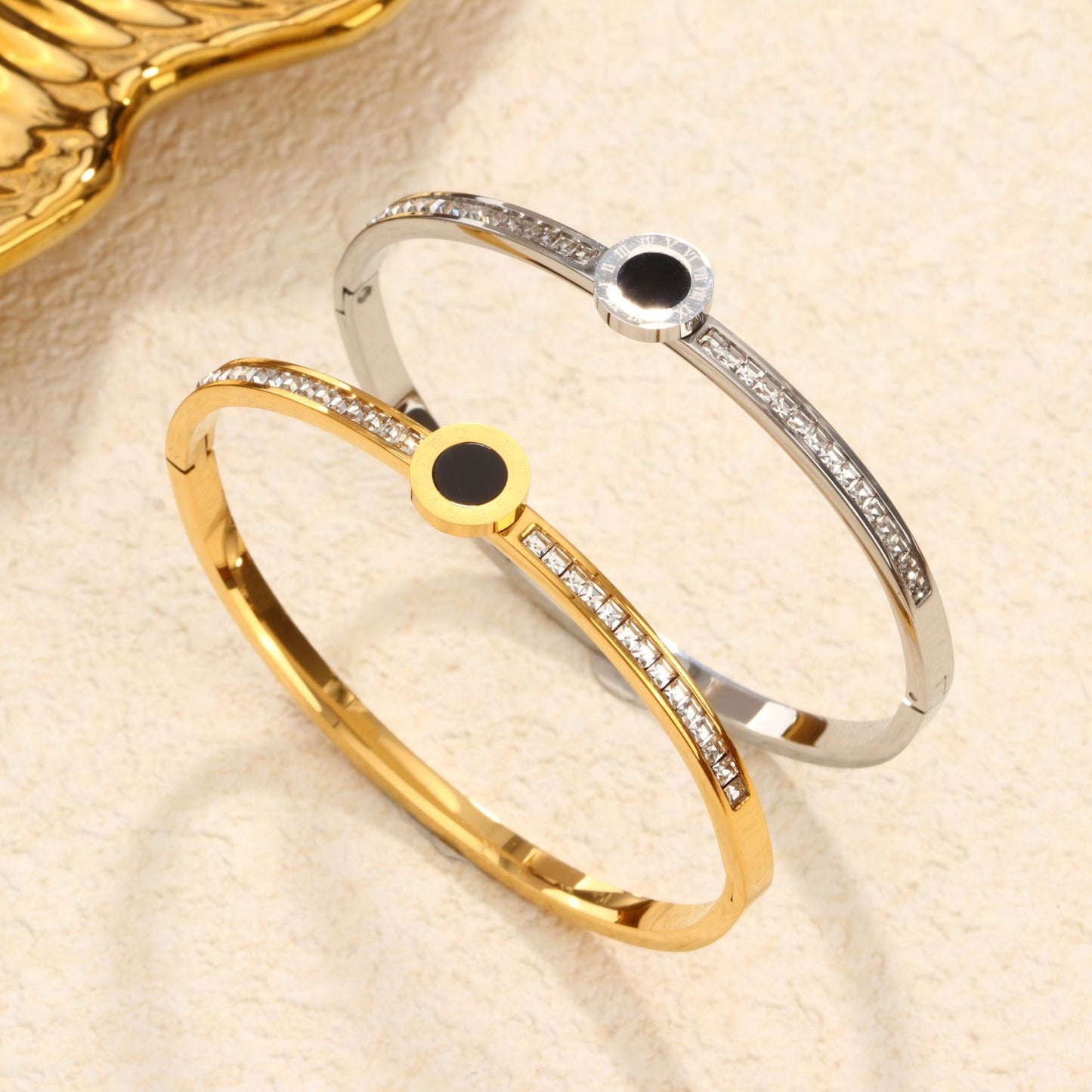 Rockyu バングル レディース ゴールド ステンレス ローマ数字 ラインストーン ジュエリー