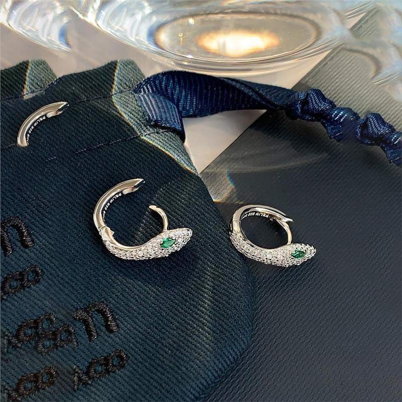 Rockyu ピアス レディース 蛇モチーフ フープタイプ 緑目ジルコニア 金属アレルギー対応 両耳用