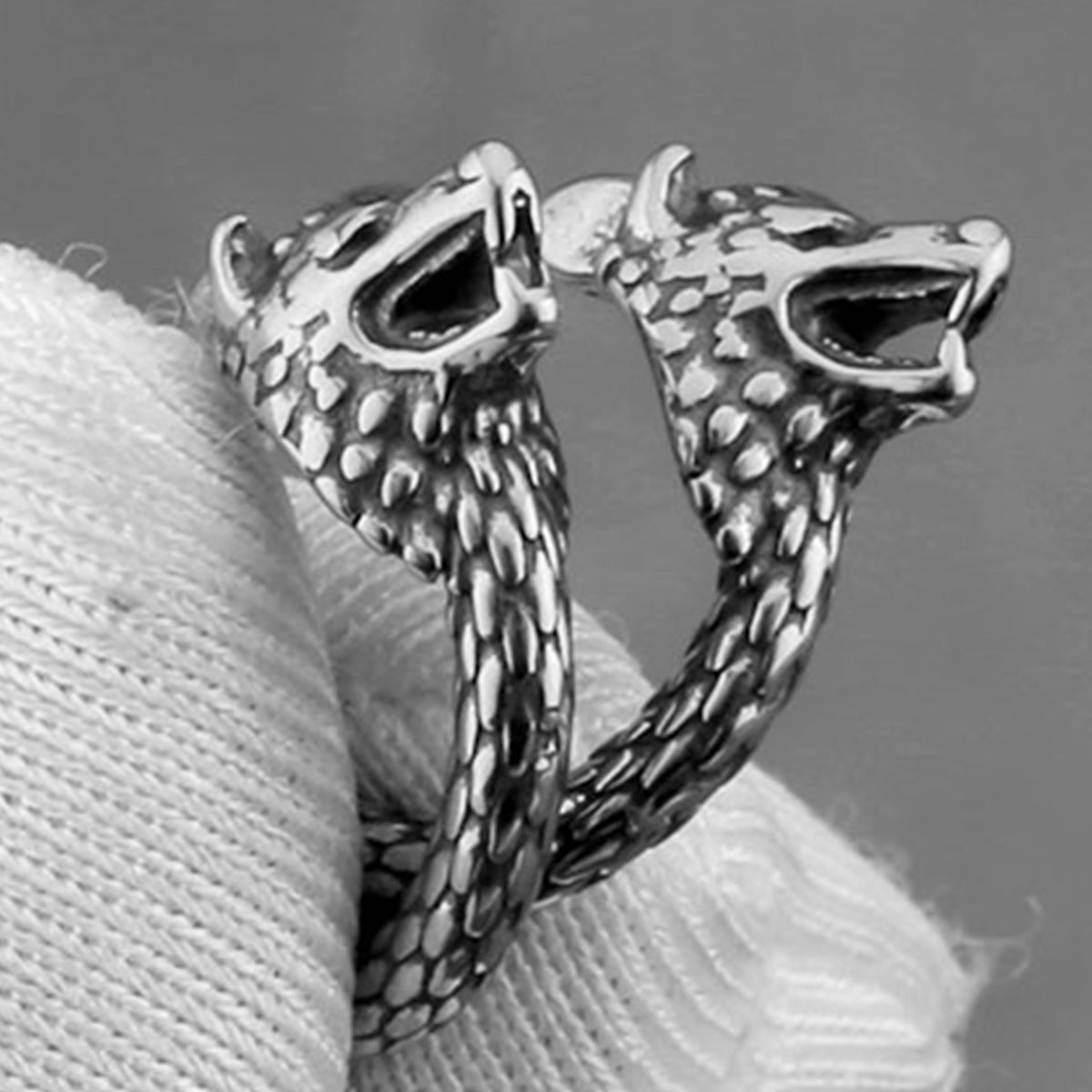 Rockyu ピアス メンズ ドラゴンヘッド シルバー フープ 小さめ ステンレス 片耳用