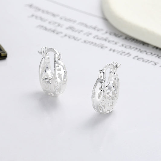 Rockyu シルバー925 月牙モチーフ透かし彫りフープピアス 小ぶりエレガントデザイン