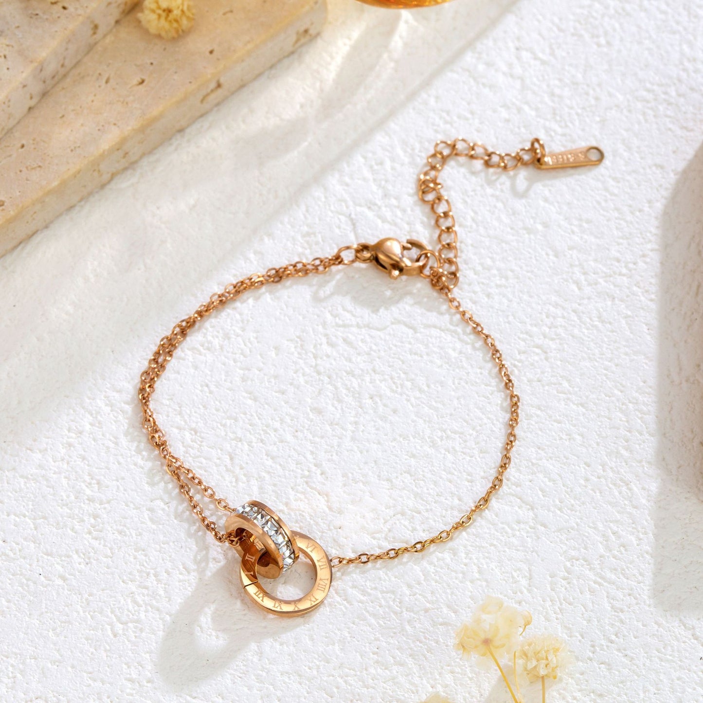 Rockyu ブレスレット レディース ピンクゴールド チタン 2連リング ローマ数字 ジルコニア