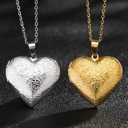 Rockyu レディースネックレス ハートロケットペンダント 写真入れ 彫刻風デザイン シルバー ゴールド 鎖骨チェーン 記念日 ギフト