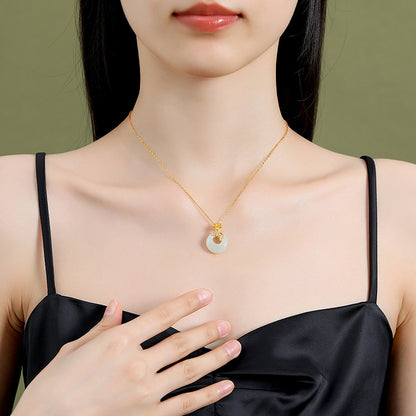 Rockyu ネックレス レディース 金花 ホワイトジェイド 円型 18金メッキ ペンダント