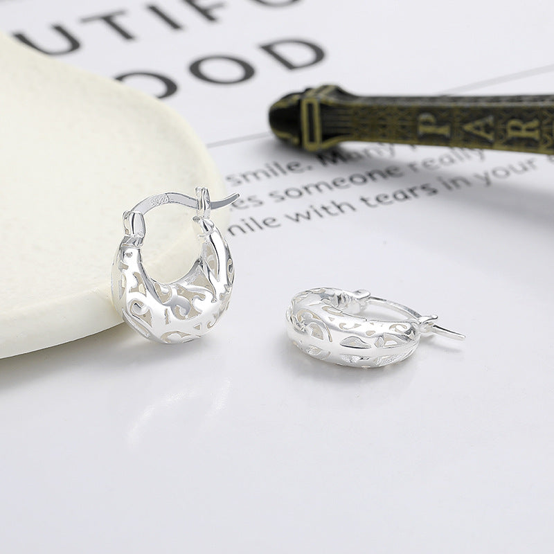 Rockyu シルバー925 月牙モチーフ透かし彫りフープピアス 小ぶりエレガントデザイン