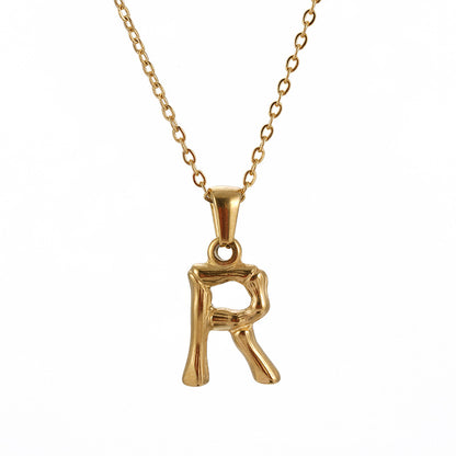 Rockyu ネックレス レディース ゴールド 18金 女性用 アルファベット ペンダント イニシャルネックレス 細い 鎖骨チェーン 恋人 記念 ファッションアクセサリー