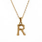 Rockyu ネックレス レディース ゴールド 18金 女性用 アルファベット ペンダント イニシャルネックレス 細い 鎖骨チェーン 恋人 記念 ファッションアクセサリー