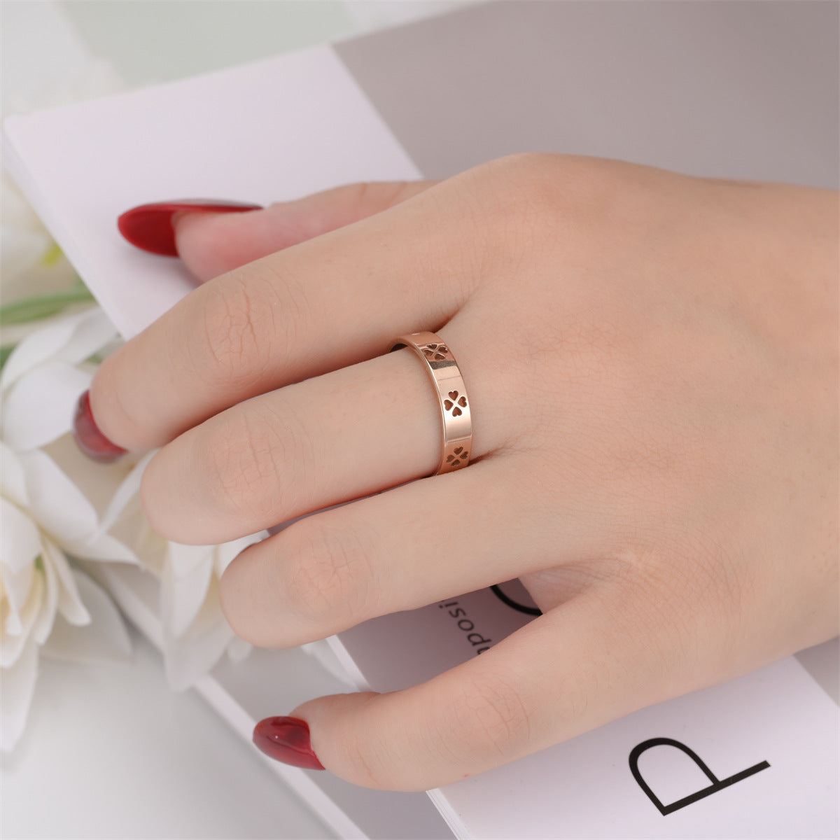 Rockyu レディースリング ハートクローバー柄 ピンクゴールド 4mm ステンレス製