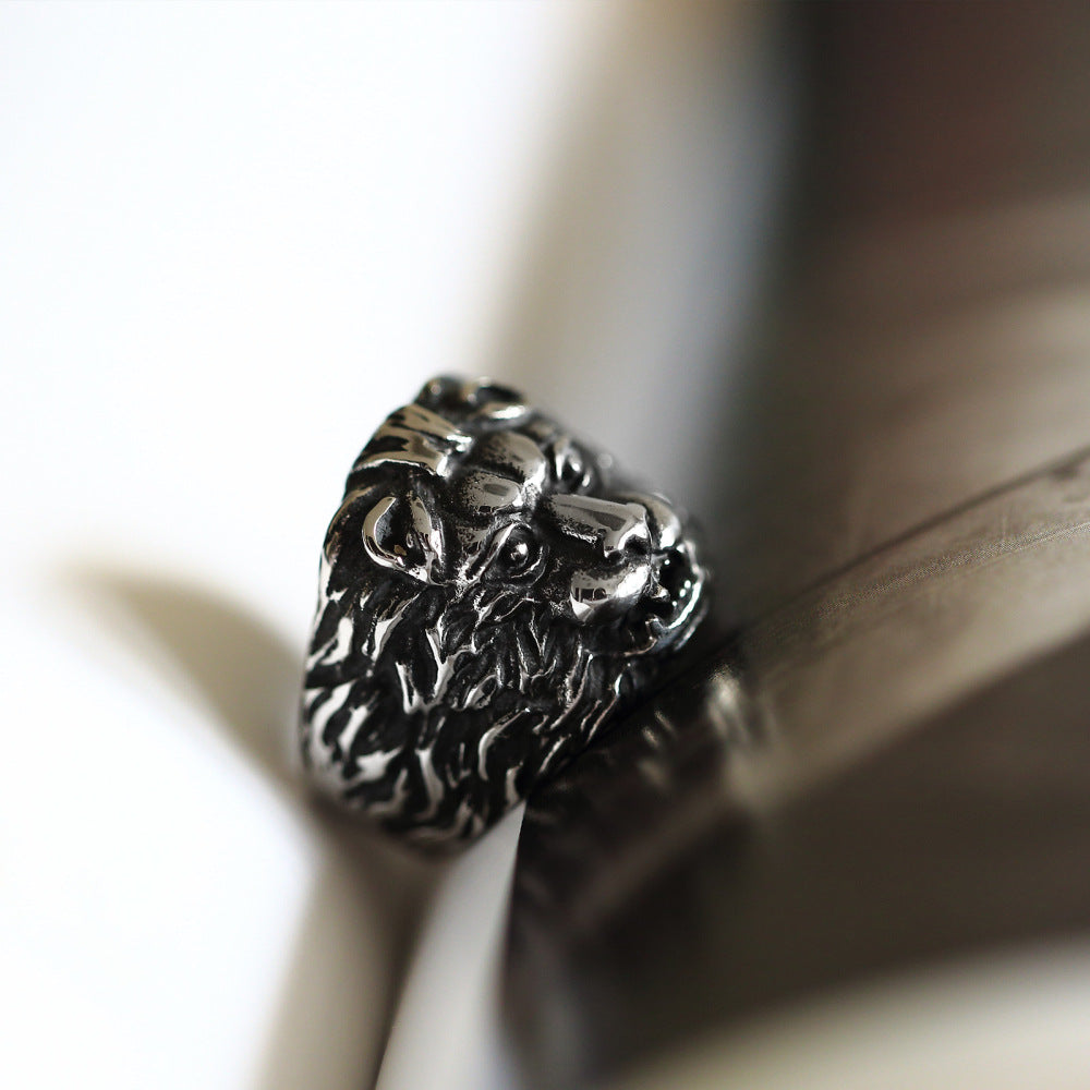 Rockyu ライオンヘッドリング メンズ ステンレス製 アンティークブラック仕上げ