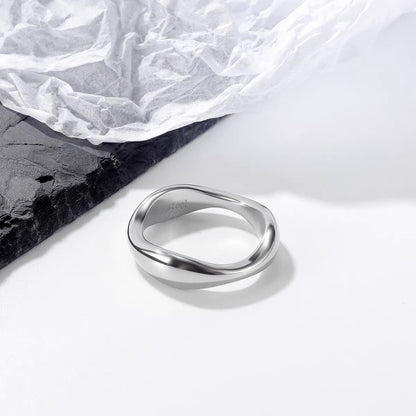 Rockyu 指輪 レディース チタン製 ゴールド＆シルバー 幾何デザイン 鏡面仕上げ