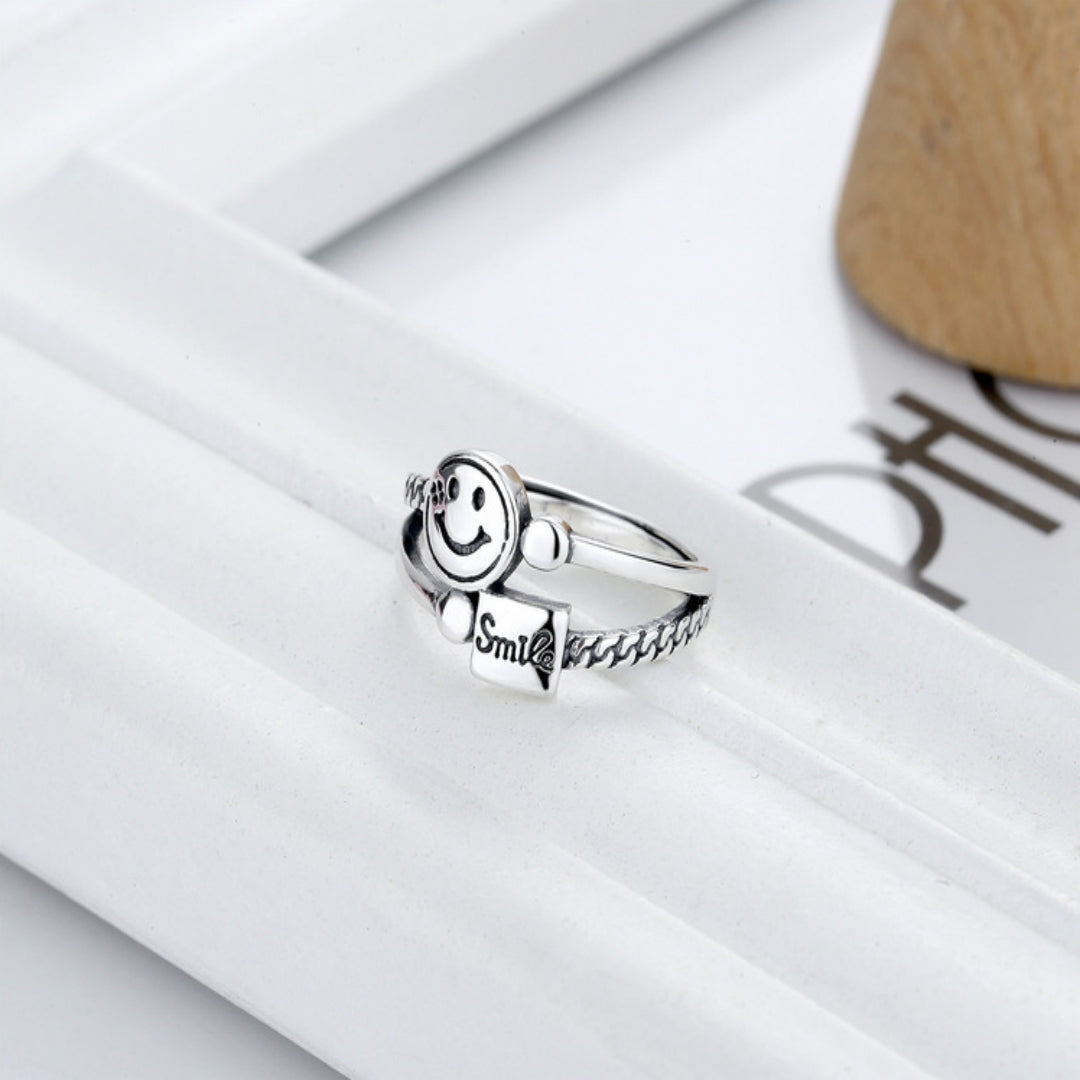 Rockyu スマイル刻印リング シルバー925 ニコニコ笑顔モチーフ フリーサイズ