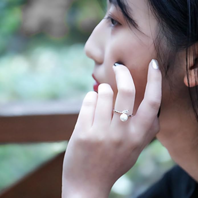 Rockyu パールリング レディース フリーサイズ プラチナカラー 真珠＆ジルコン装飾